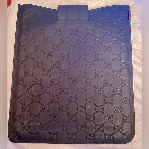 NWOT GUCCI BLACK GUCCISSIMA iPAD TABLET CASE CARRIER SLEEVE LIKE NEW! - Picture 3 of 3